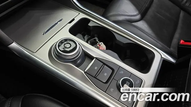 Ford Explorer Explorer 6 поколение 3.0 Platinum 4WD — Фото автомобиля 9