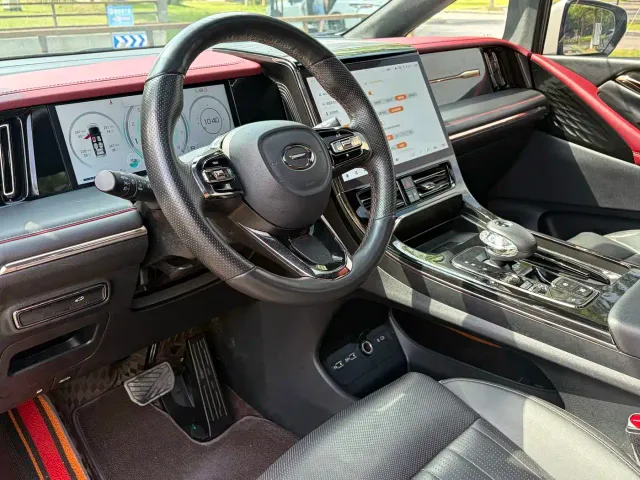 GAC Trumpchi M8 — Фото автомобиля 14