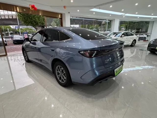 BYD Seal 06 — Фото автомобиля 10