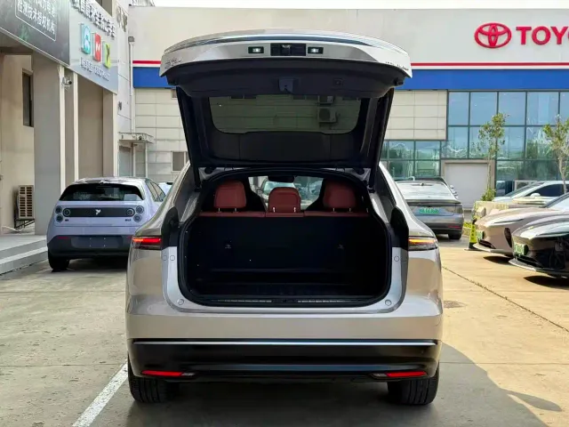 Nio EC7 — Фото автомобиля 16