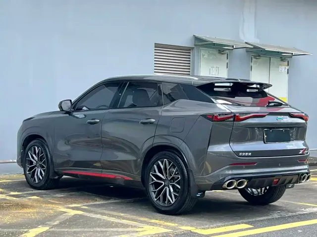 Changan Z6 — Фото автомобиля 4