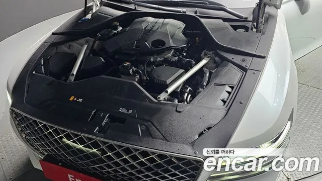 Genesis G80 Бензин 3.5 турбо AWD — Фото автомобиля 6