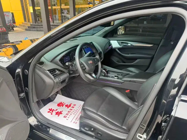 Cadillac CT5 — Фото автомобиля 4
