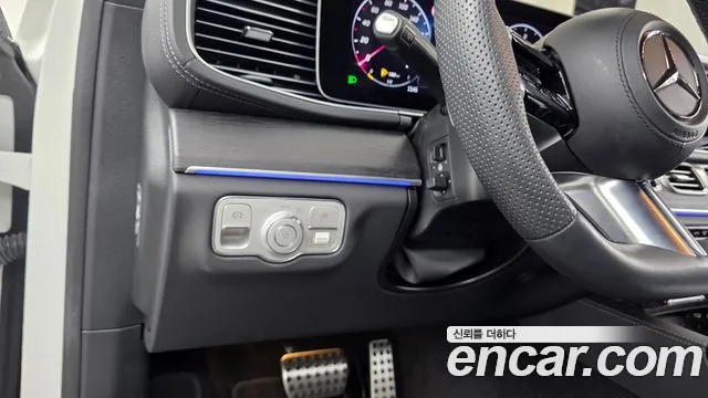 Mercedes-Benz GLE-Class — Фото автомобиля 15