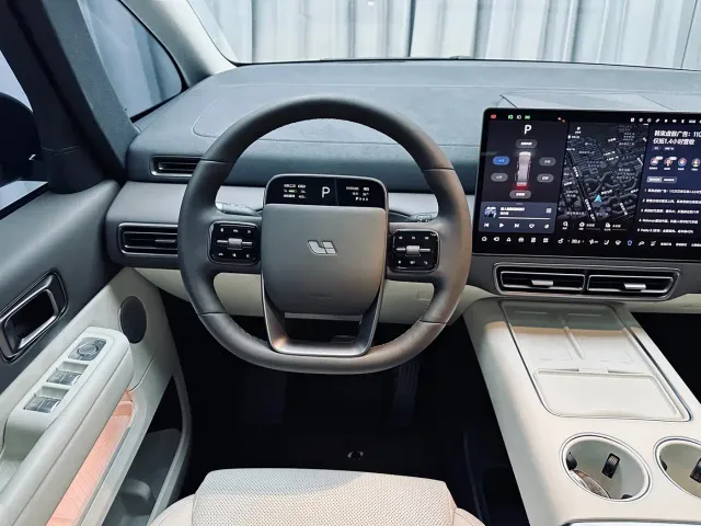 Li Auto MEGA — Фото автомобиля 19