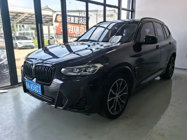 Фотография автомобиля — BMW X3