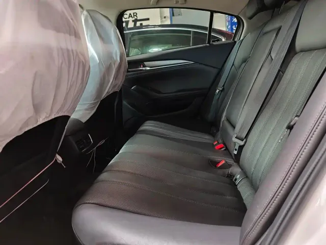 Mazda Atenza — Фото автомобиля 5