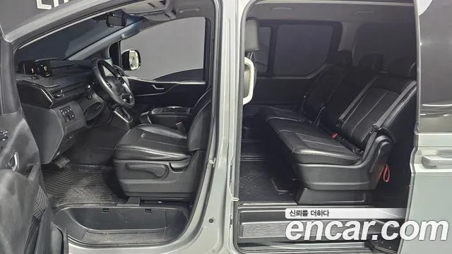 Hyundai Staria Staria Tourer 11 мест — Фото автомобиля 10