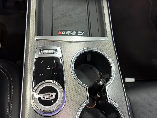 Cadillac XT5 — Фото автомобиля 19