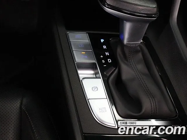 Hyundai AVANTE Новый Avante (CN7) — Фото автомобиля 13