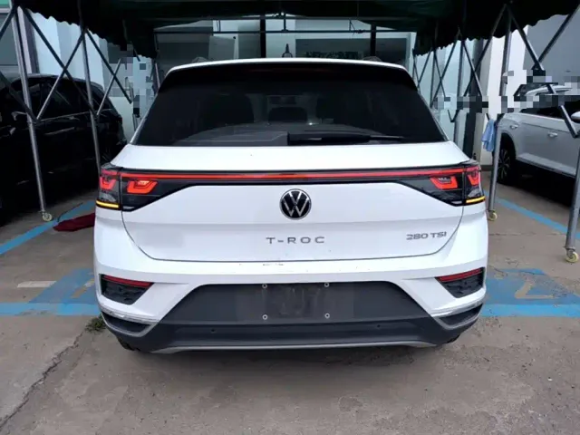 Volkswagen T-Roc — Фото автомобиля 5