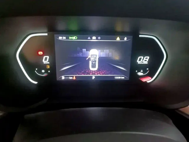 MG MG5 2022 180DVVT CVT Youth Luxury Edition — Фото автомобиля 11
