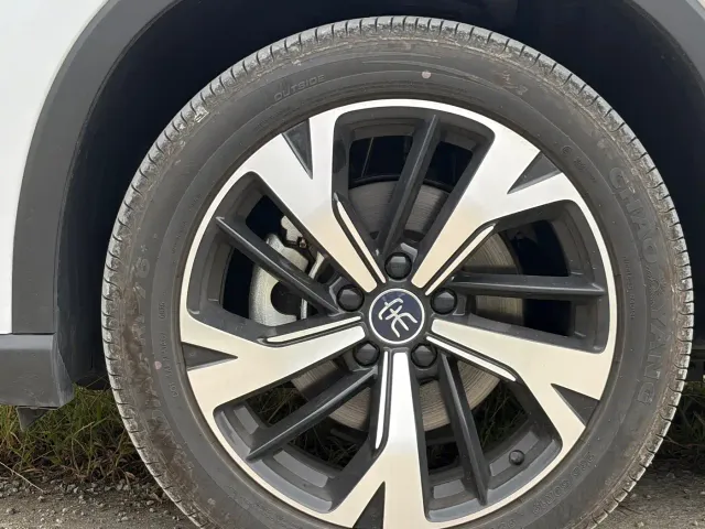 BYD Song Pro — Фото автомобиля 10