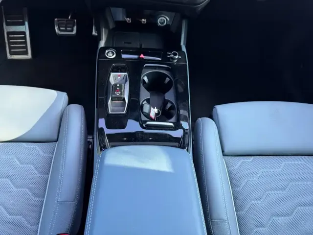 Audi Audi Q6L e-tron 2025 Model Pioneer Edition — Фото автомобиля 17
