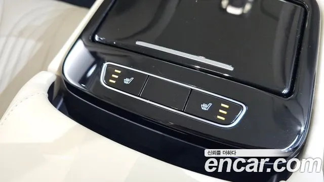 Genesis G80 Бензин 3.5 турбо AWD — Фото автомобиля 15