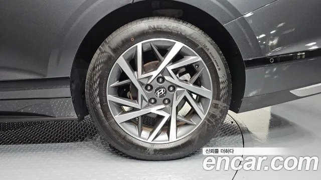 Hyundai Grandeur Grandeur (GN7) 2.5 Бензин 2WD — Фото автомобиля 18