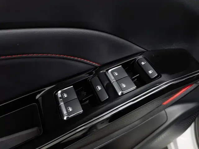 Changan X5 Plus — Фото автомобиля 9