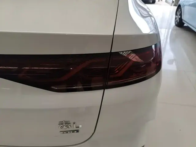 BYD Qin L — Фото автомобиля 7