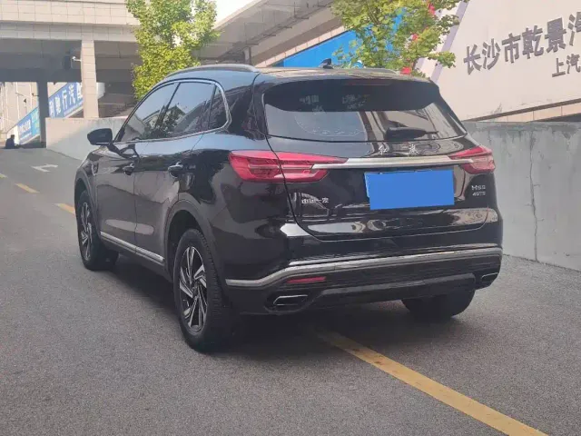 Hongqi HS5 — Фото автомобиля 7