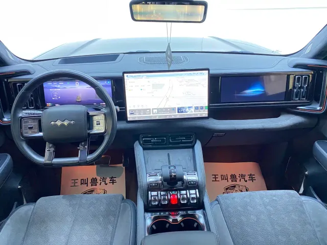 BYD FangChengBao Leopard 5 — Фото автомобиля 10