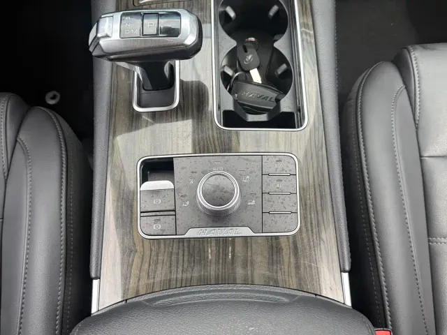 Haval H9 — Фото автомобиля 12