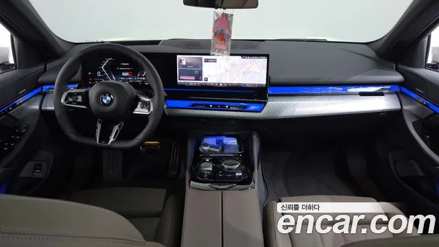 BMW 5 Series G60 — Фото автомобиля 7