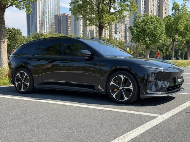 Nio ET5 Touring — Фото автомобиля 3