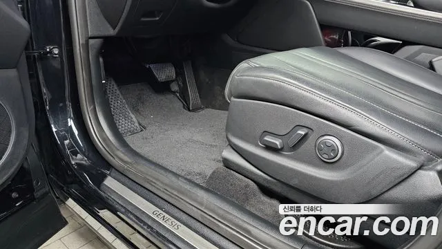 Genesis GV80 2.5T Бензин AWD — Фото автомобиля 29