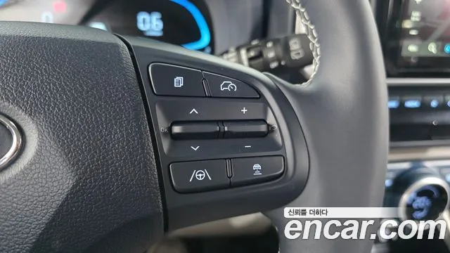 Hyundai Venue — Фото автомобиля 23
