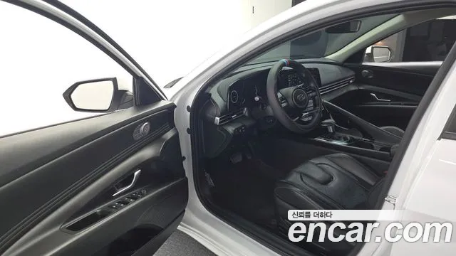 Hyundai AVANTE Modern — Фото автомобиля 10