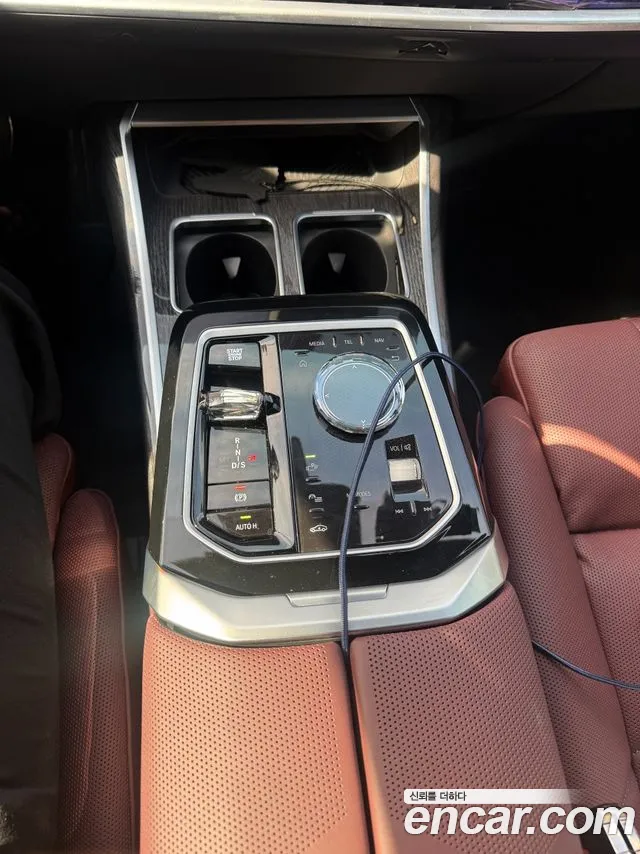 BMW 7 Series — Фото автомобиля 16
