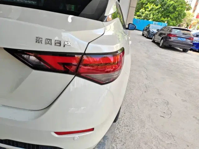Nissan Sylphy — Фото автомобиля 7