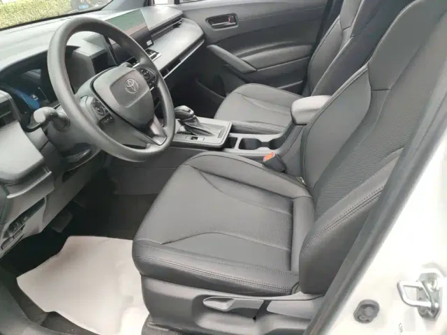 Toyota Corolla Cross — Фото автомобиля 9