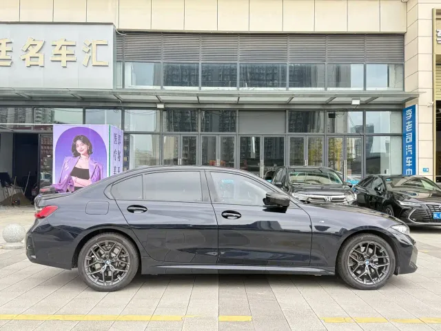 BMW 3 Series — Фото автомобиля 5