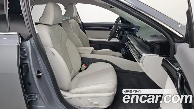 Hyundai Grandeur GN7 — Фото автомобиля 15
