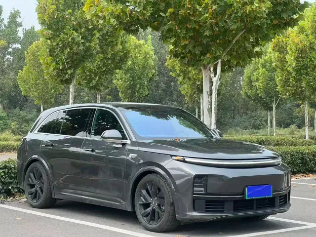 Li Auto L7 — Фото автомобиля 2