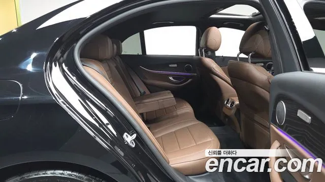 Mercedes-Benz E-Class W213 — Фото автомобиля 17