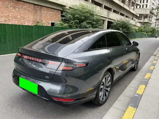 Leapmotor C01 — Фото автомобиля 4