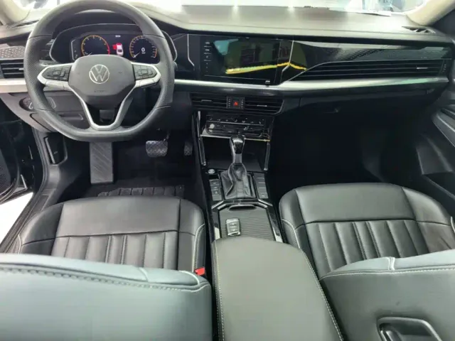 Volkswagen Passat — Фото автомобиля 9