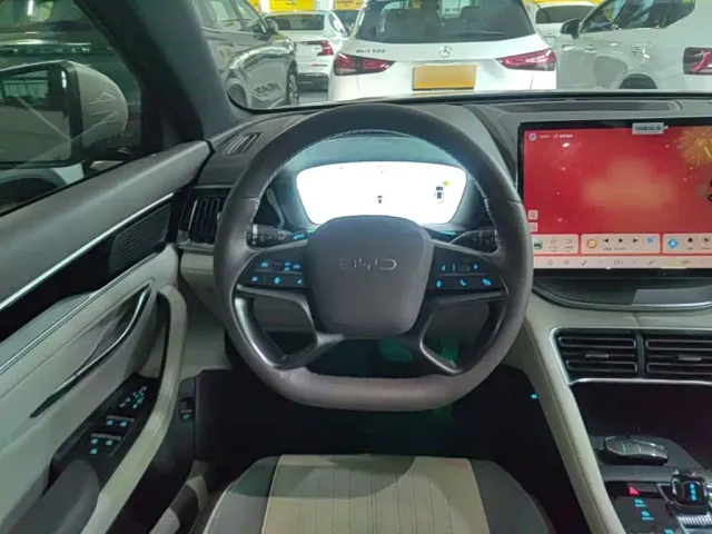 BYD Song PLUS — Фото автомобиля 10