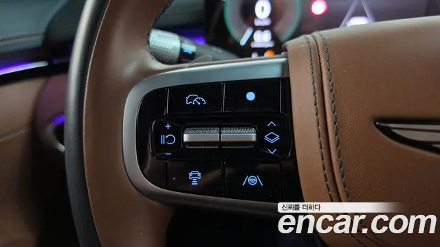 Genesis GV70 2.5T Бензин AWD — Фото автомобиля 13