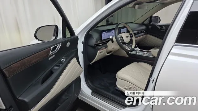 Genesis GV80 — Фото автомобиля 15