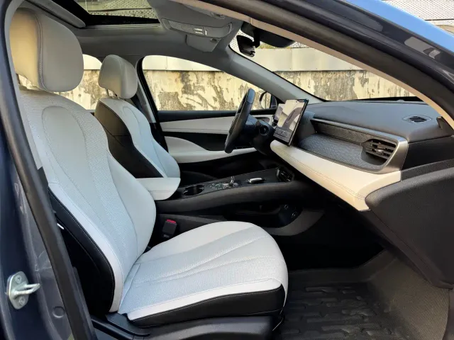 BYD Seal 05 DM-i — Фото автомобиля 12
