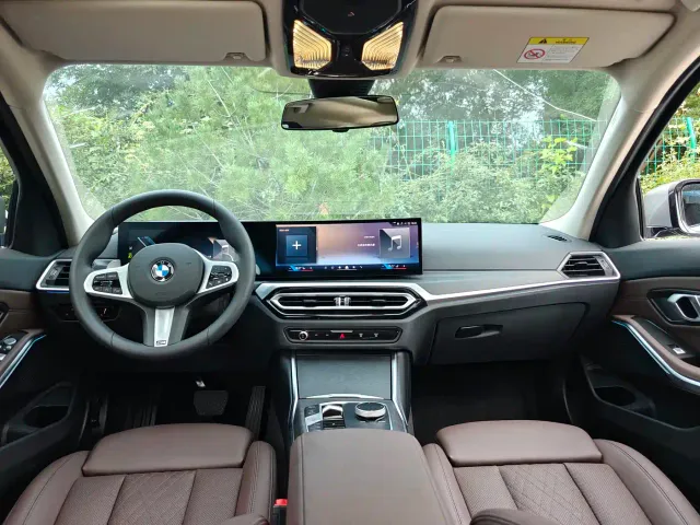 BMW 3 Series — Фото автомобиля 13