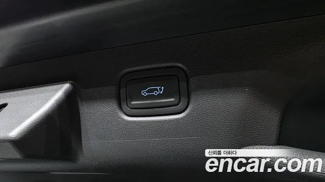 Hyundai Kona Kona (SX2) Бензин 1.6 Turbo 4WD — Фото автомобиля 30