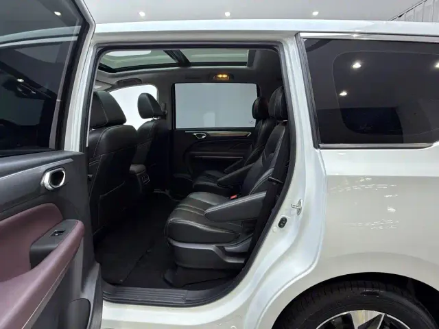 GAC Trumpchi M6 — Фото автомобиля 6
