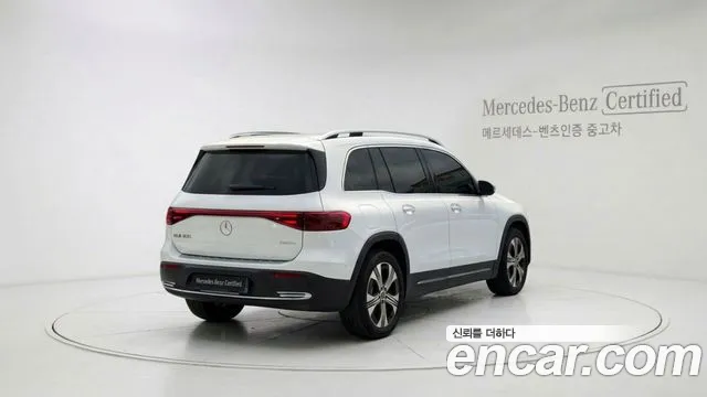 Mercedes-Benz EQB — Фото автомобиля 2