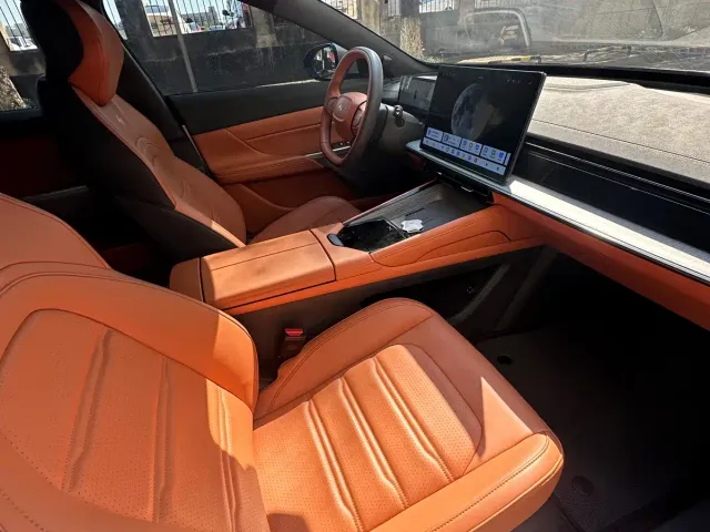 Dongfeng eπ 007 — Фото автомобиля 8