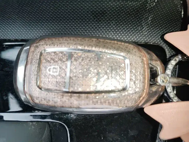 Hyundai Elantra — Фото автомобиля 8