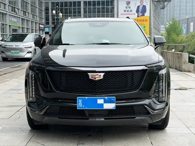 Cadillac XT5 — Фото автомобиля 2